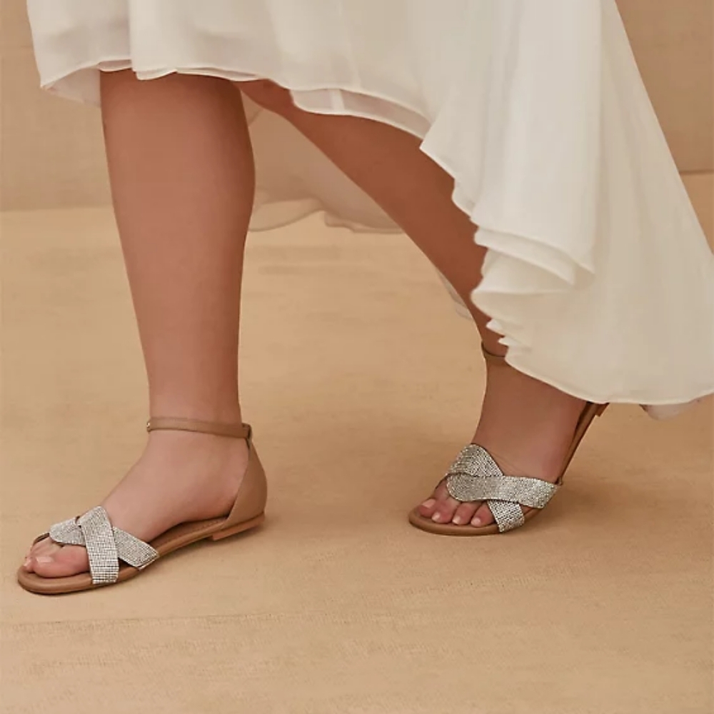 BEIGE FAUX LEATHER RHINESTONE STRAP FLAT (WW)